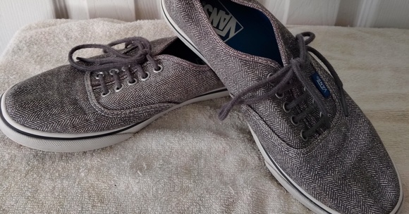 Womans Gray Vans Shoes - Picture 2 of 4